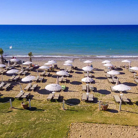 Acacia Hotel 4*