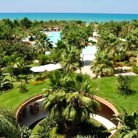 Acacia Parco Dei Leoni Hotel