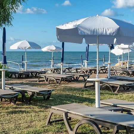 Acacia Ξενοδοχείο 4*