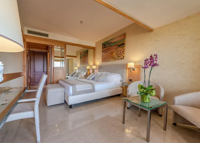 Acacia Campofelice Di Roccella